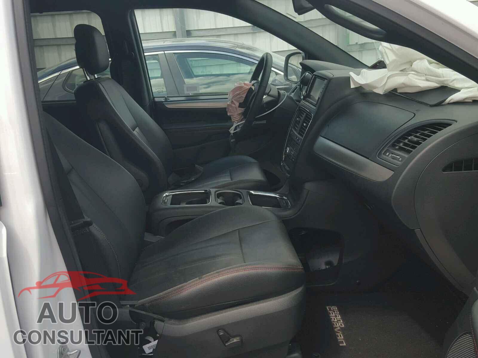 DODGE CARAVAN 2017 - 1HGCR2F55GA148104