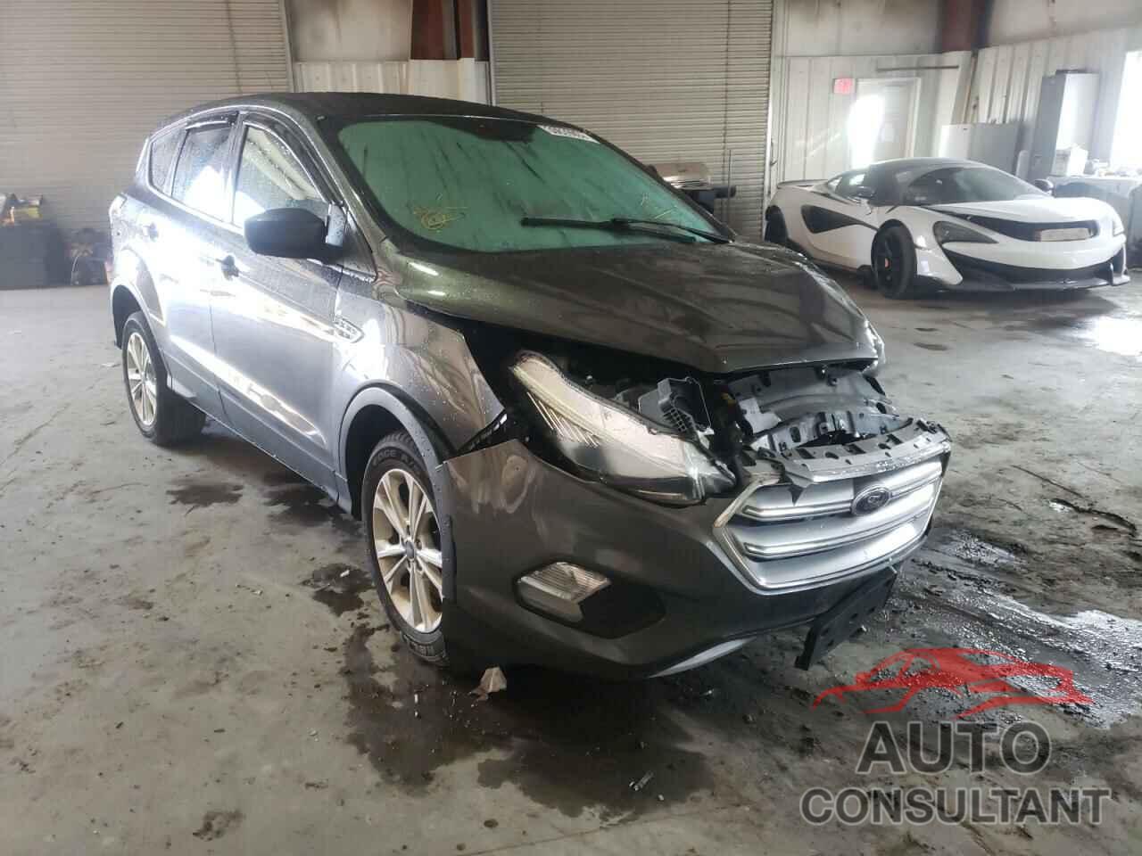FORD ESCAPE 2017 - 1FMCU9GD0HUD47908