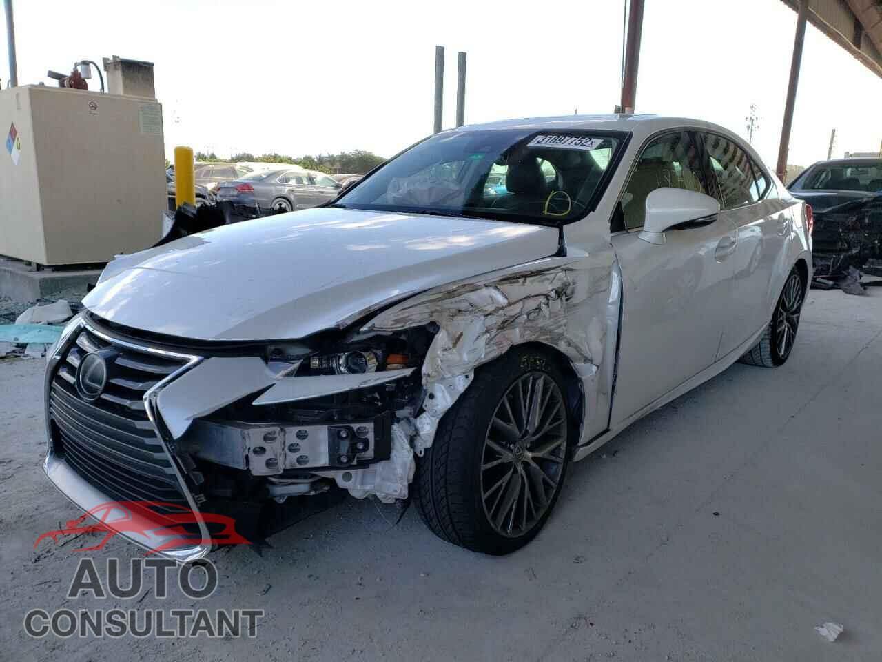LEXUS IS 2017 - JTHBA1D23H5043901