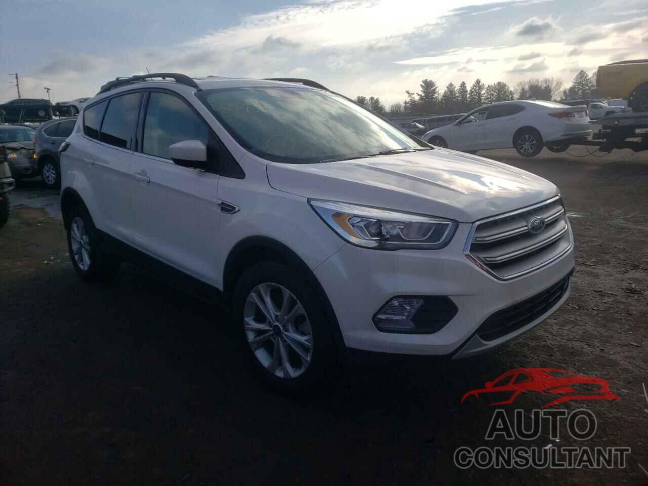 FORD ESCAPE 2018 - 1FMCU9HD2JUC54361
