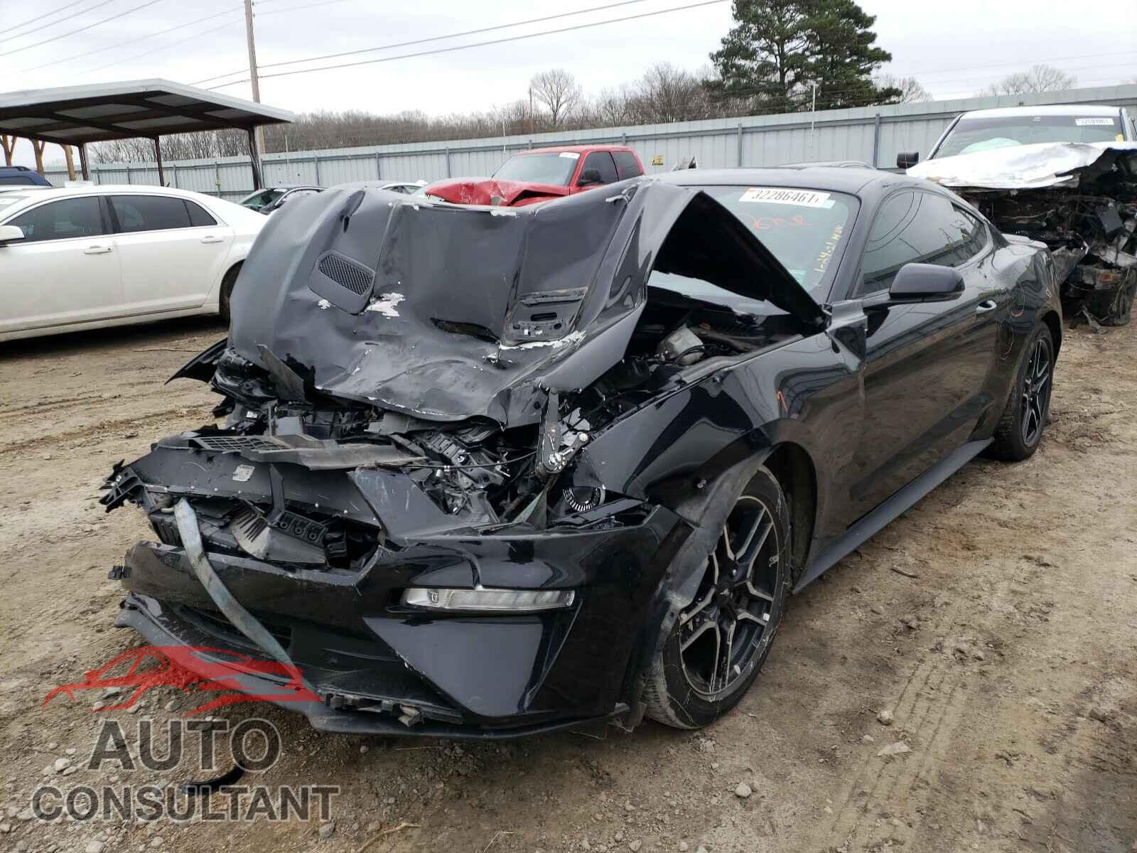 FORD MUSTANG 2018 - 1FA6P8TH9J5121027