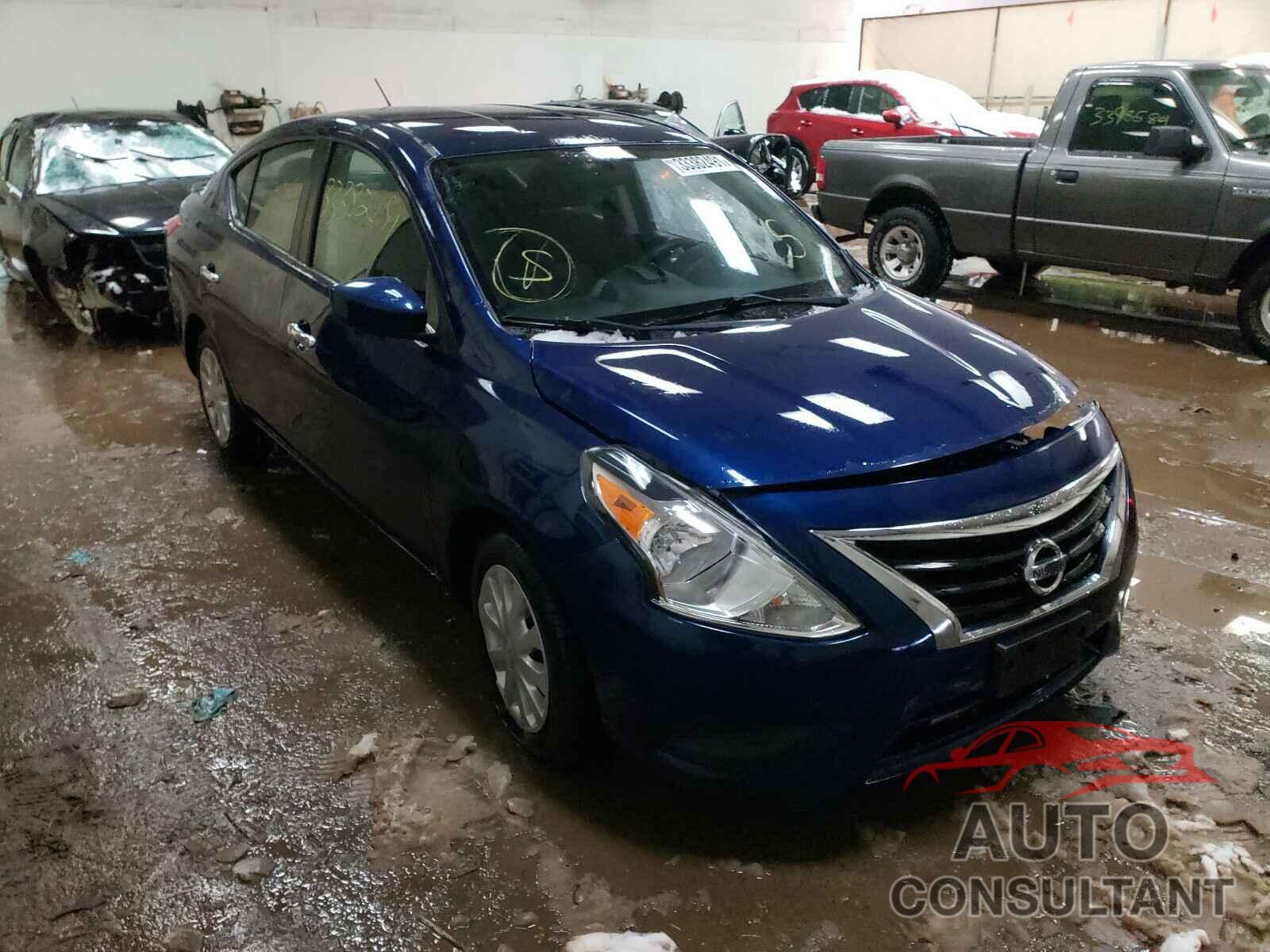 NISSAN VERSA 2018 - 3N1CN7AP4JL866262