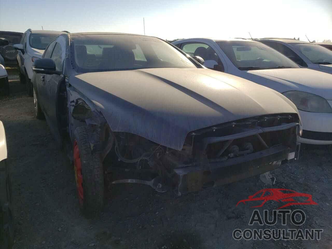 JAGUAR XJ 2016 - SAJWA1C71G8V94181