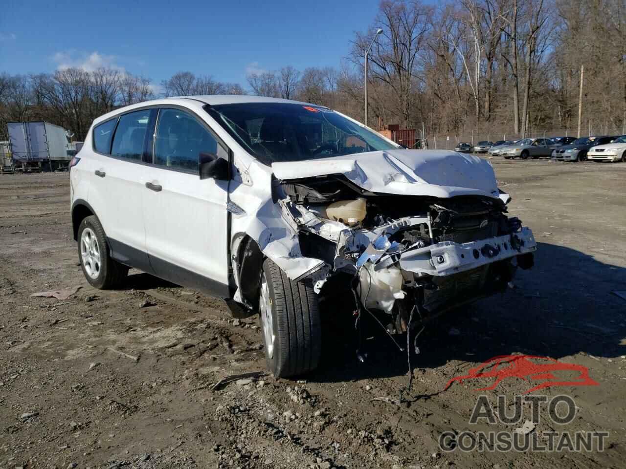 FORD ESCAPE 2017 - 1FMCU0F74HUC19694