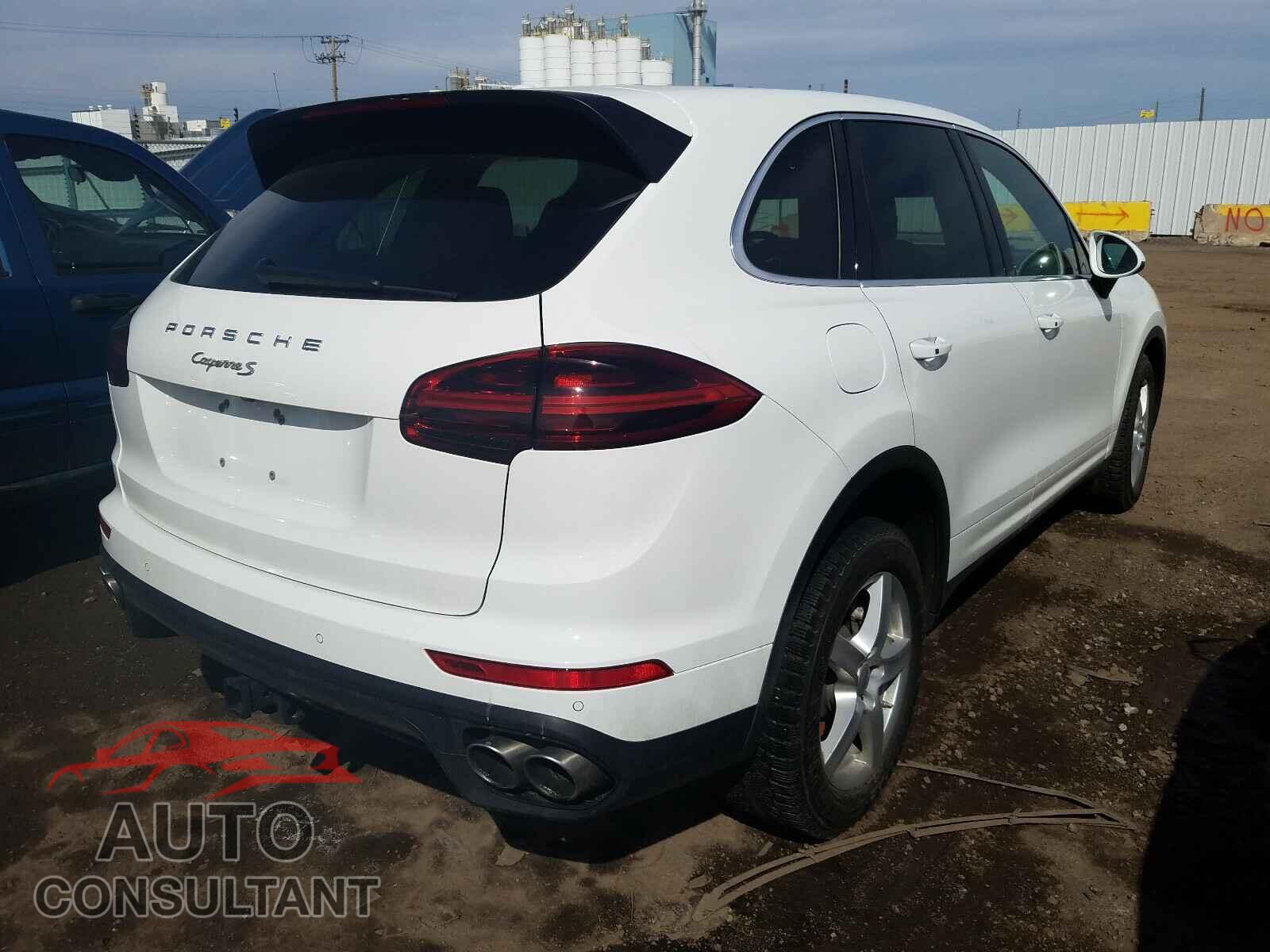 PORSCHE CAYENNE 2016 - WP1AB2A27GLA95559