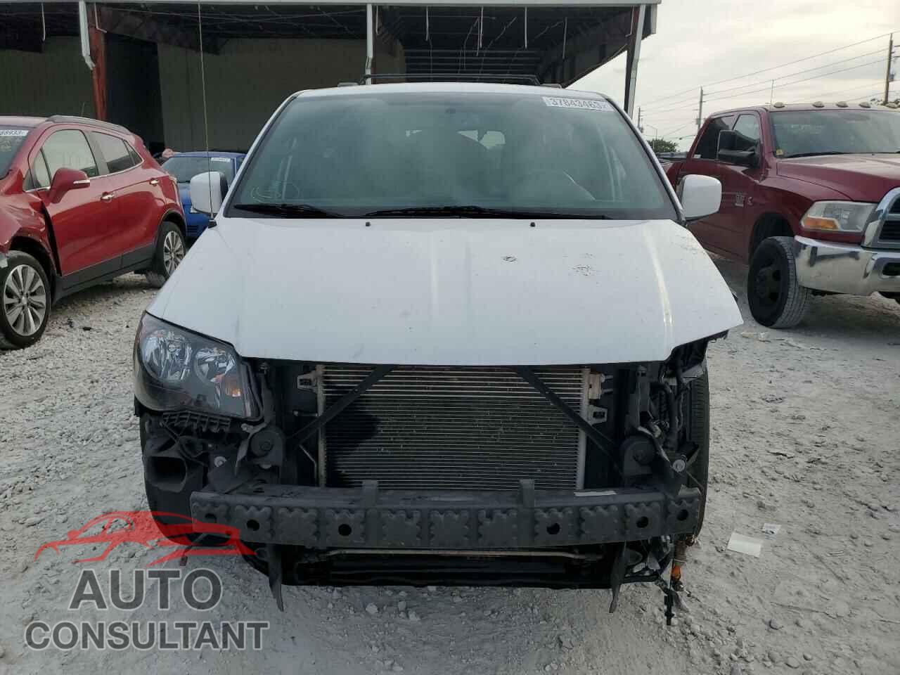 DODGE CARAVAN 2017 - 2C4RDGEG7HR860621