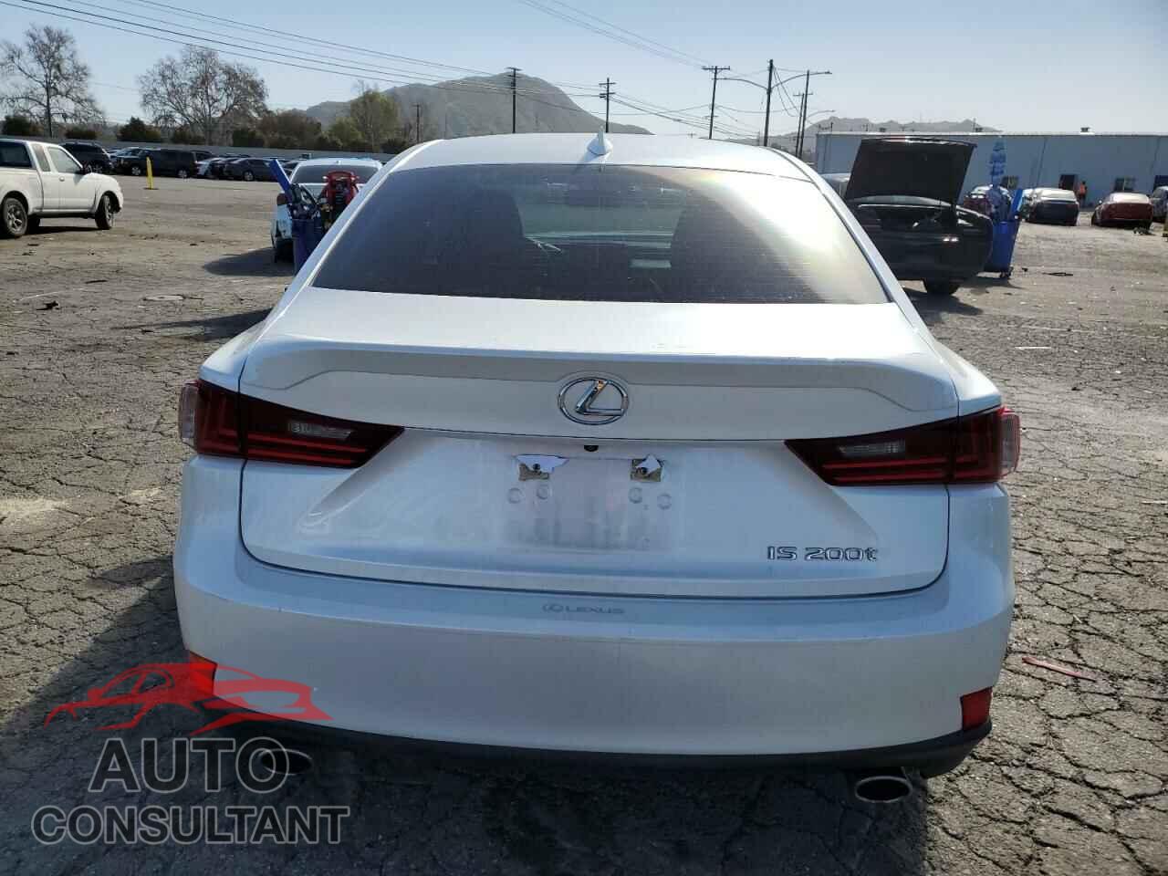 LEXUS IS 2016 - JTHBA1D25G5033112