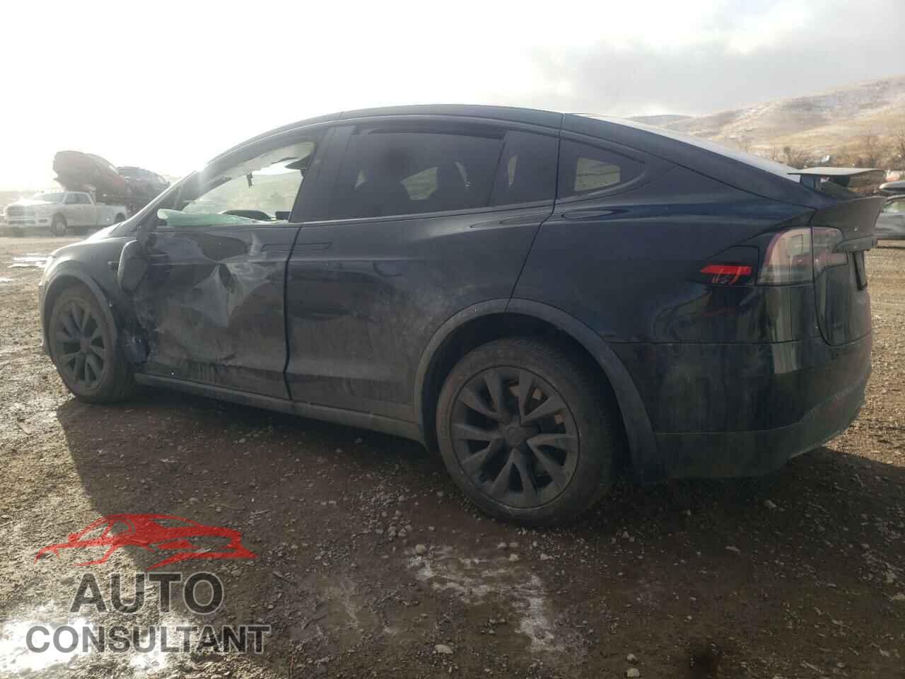 TESLA MODEL X 2023 - 7SAXCDE5XPF380545