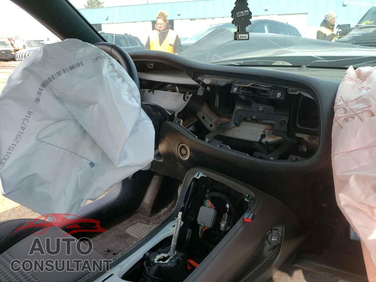 DODGE CHALLENGER 2018 - 2C3CDZAGXJH121864