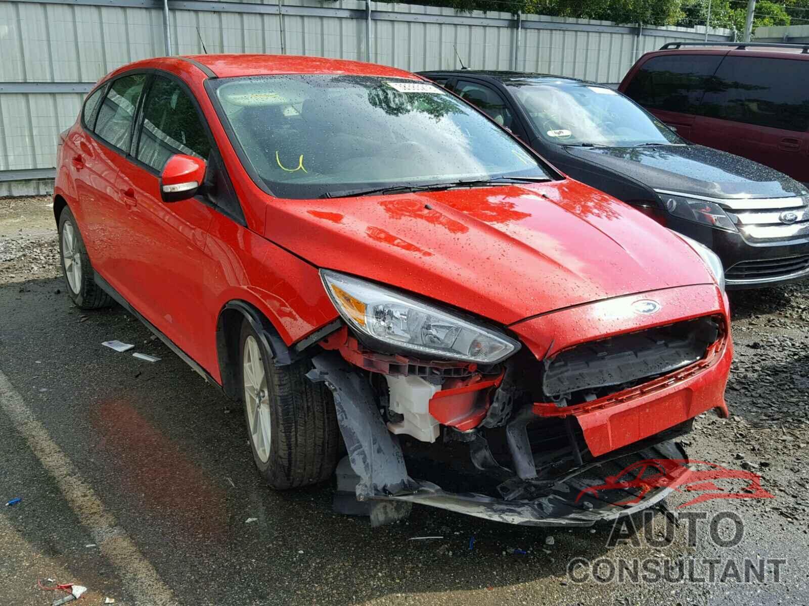 FORD FOCUS 2015 - 1FADP3K28FL233165