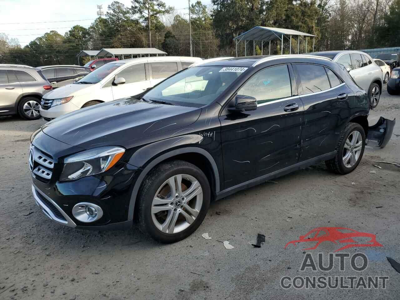 MERCEDES-BENZ GLA-CLASS 2018 - WDCTG4EB2JJ481854