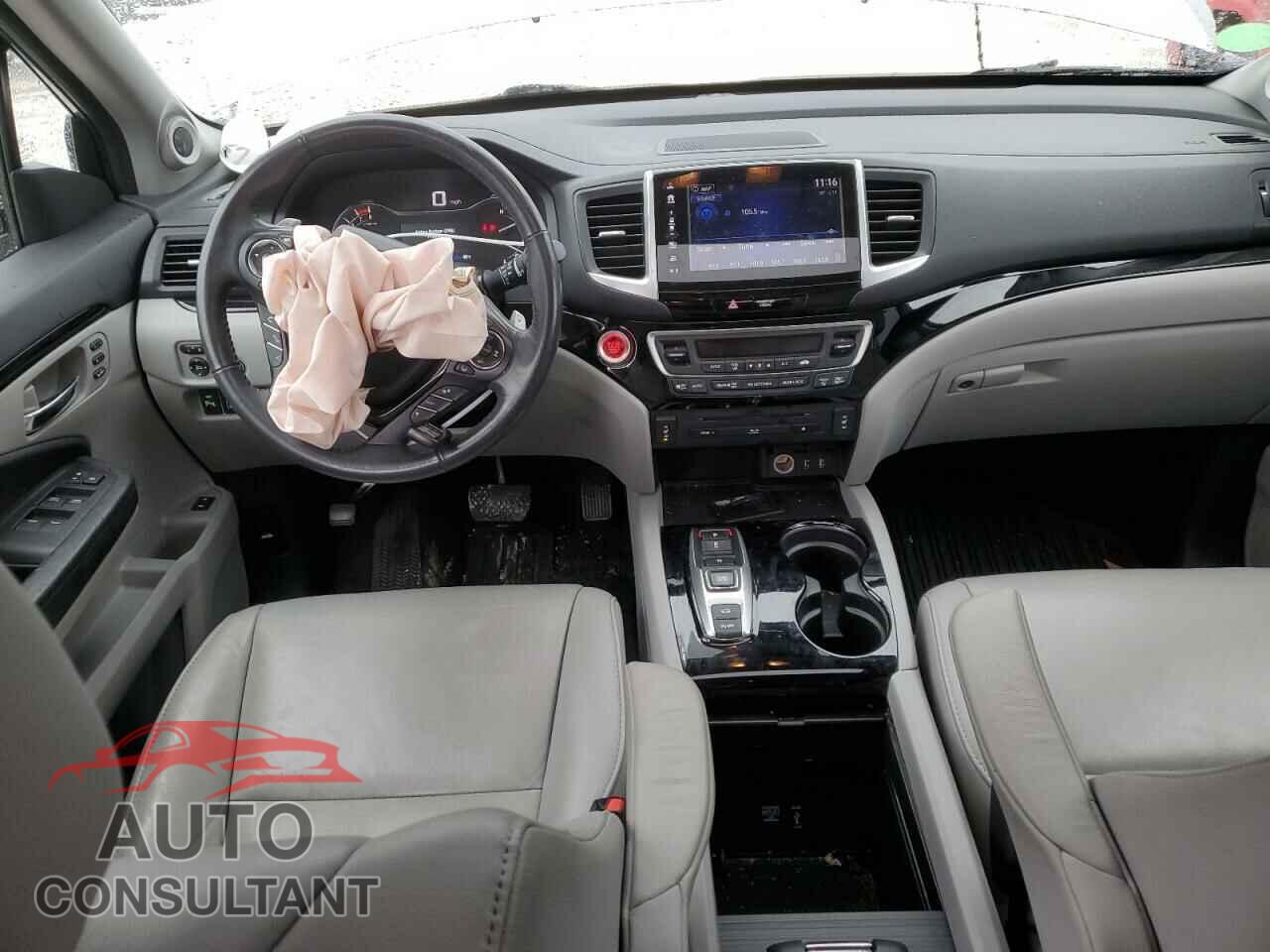 HONDA PILOT 2017 - 5FNYF6H92HB071222