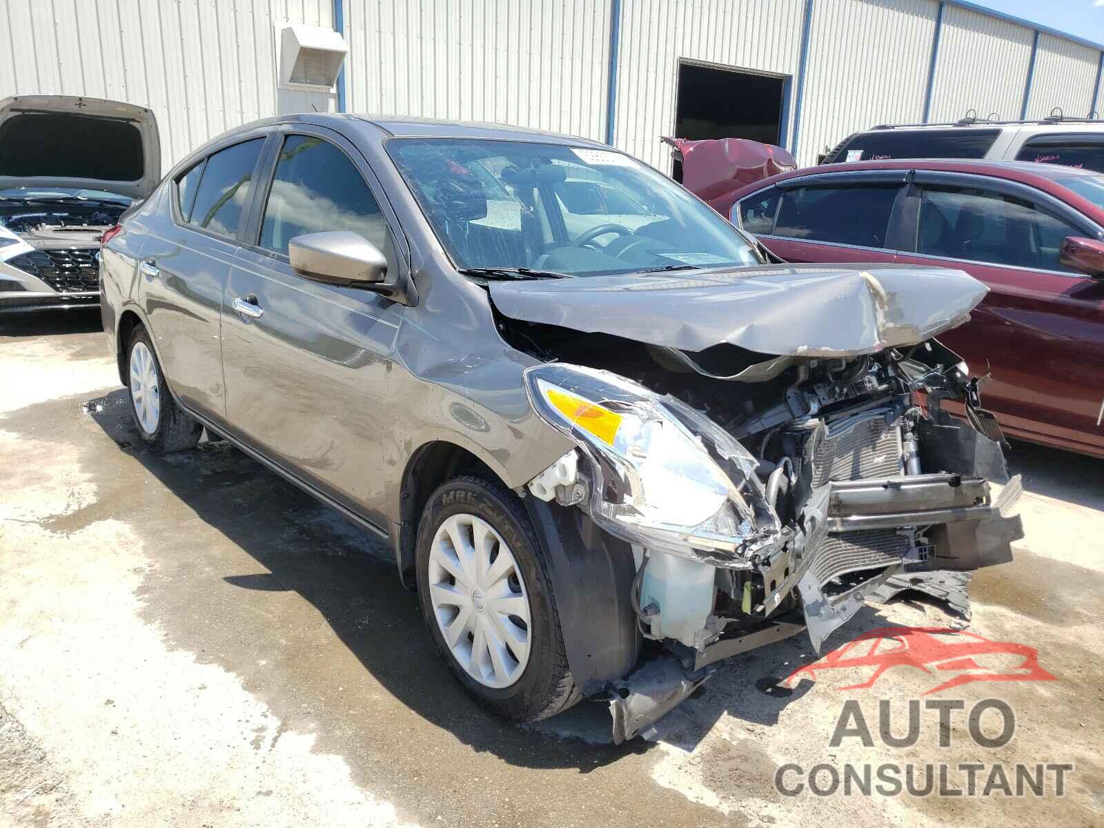 NISSAN VERSA 2017 - 3N1CN7AP6HK471094