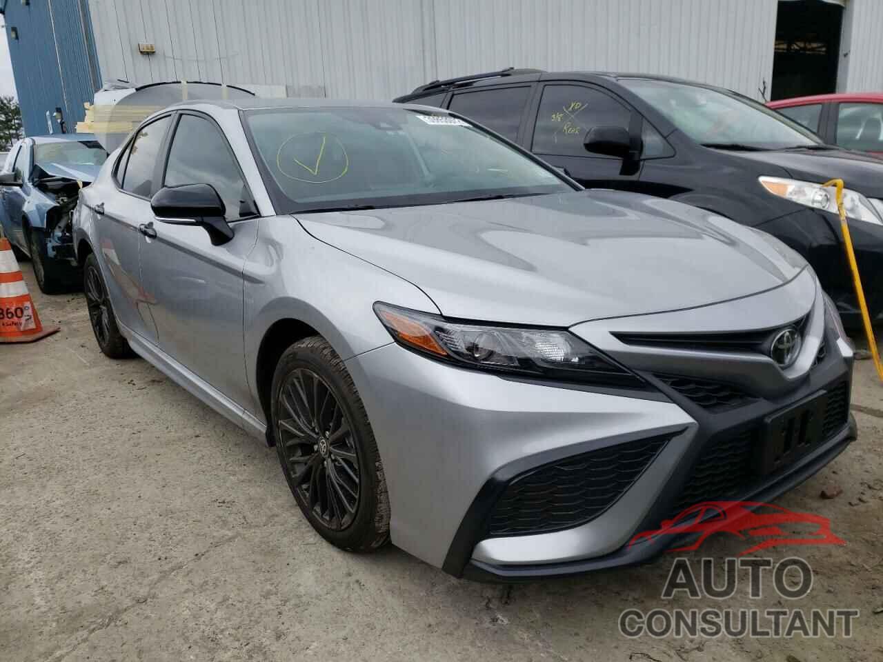 TOYOTA CAMRY 2022 - 4T1G11BK3NU056123