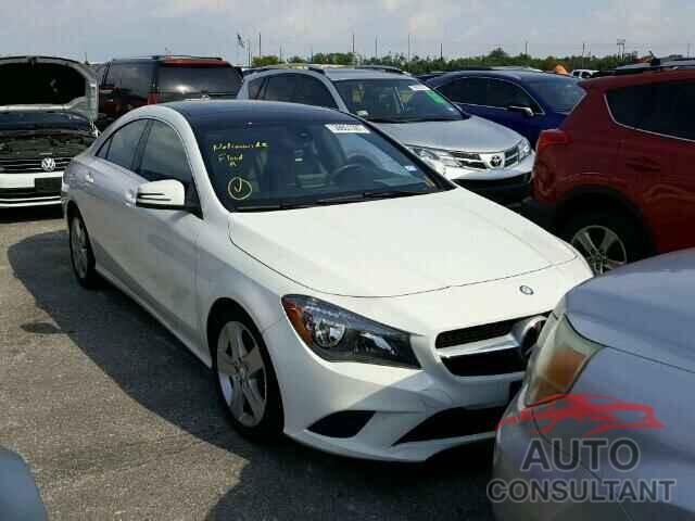 MERCEDES-BENZ CLA 250 2015 - WDDSJ4EB4FN273404