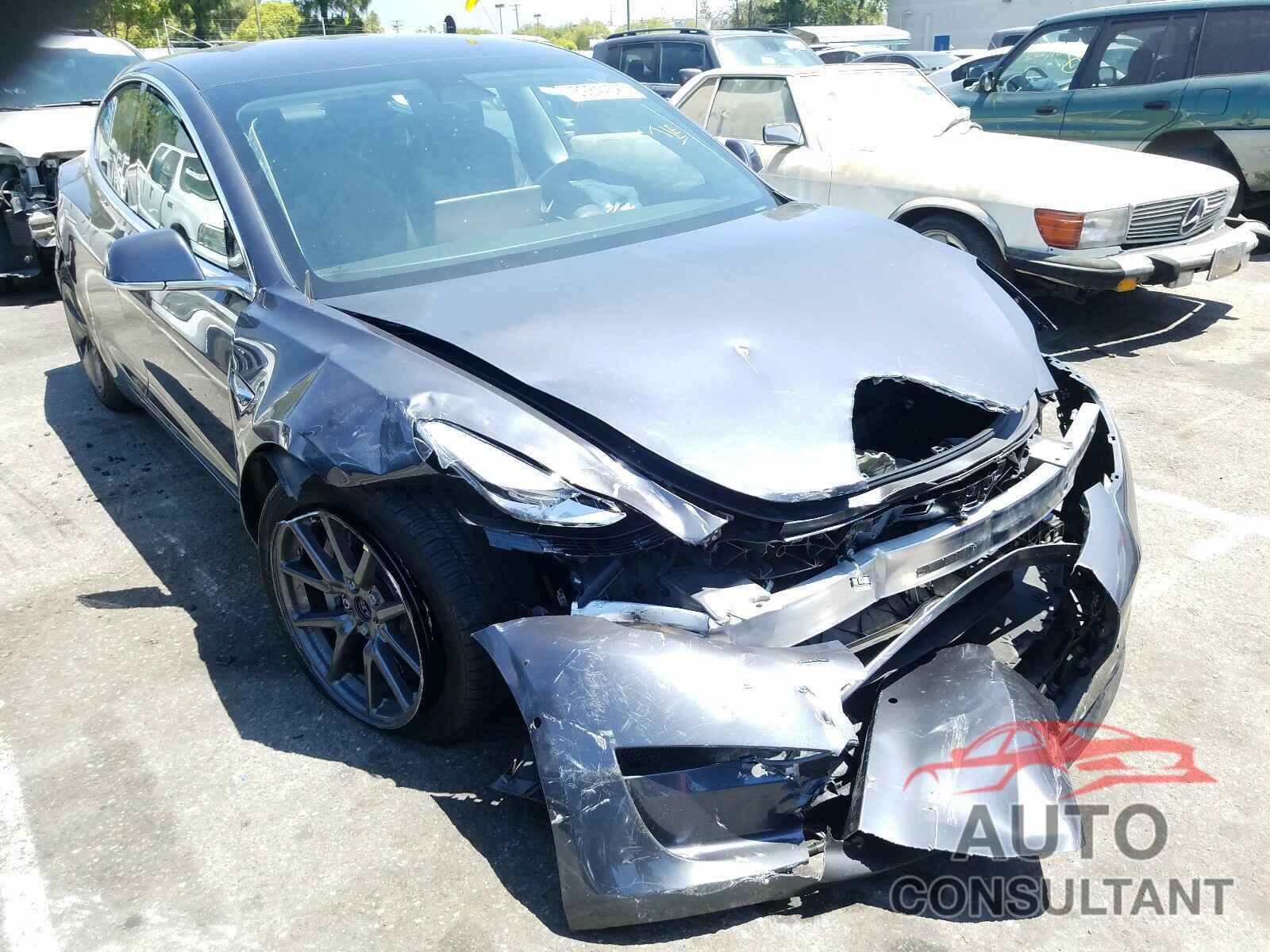 TESLA MODEL 3 2018 - 5YJ3E1EA4JF158169