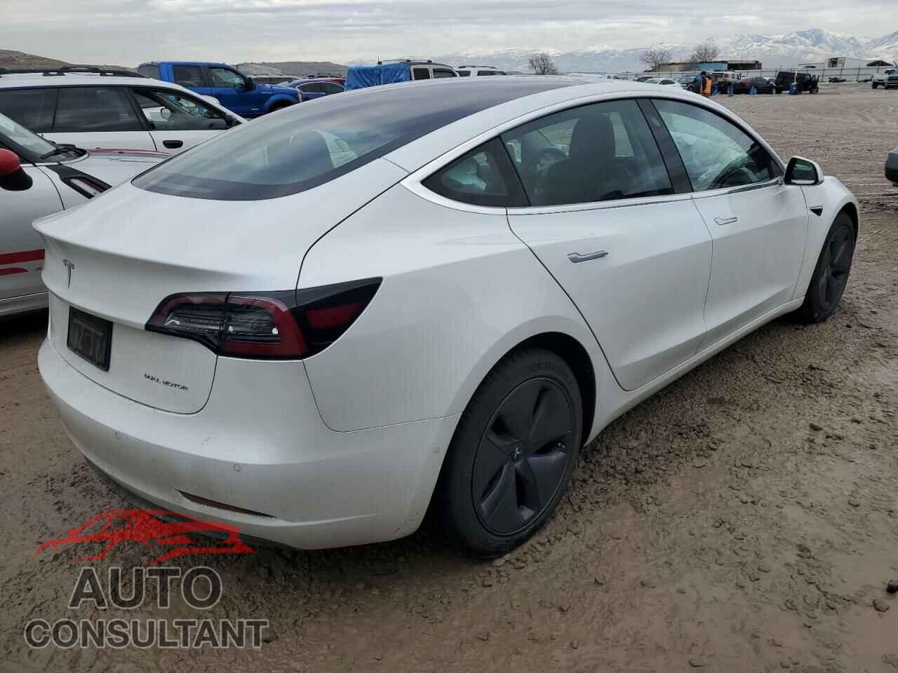 TESLA MODEL 3 2019 - 5YJ3E1EB3KF511303