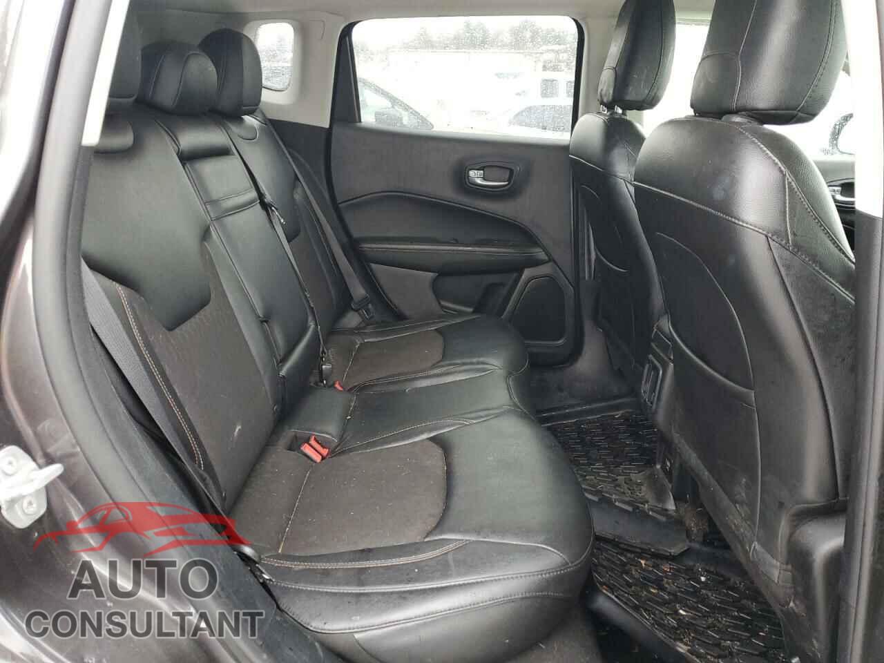 JEEP COMPASS 2018 - 3C4NJDBB9JT150265