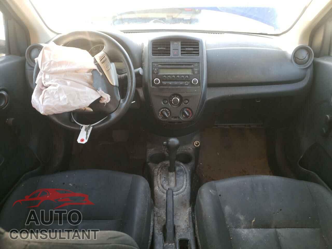 NISSAN VERSA 2017 - 3N1CN7AP3HL804491
