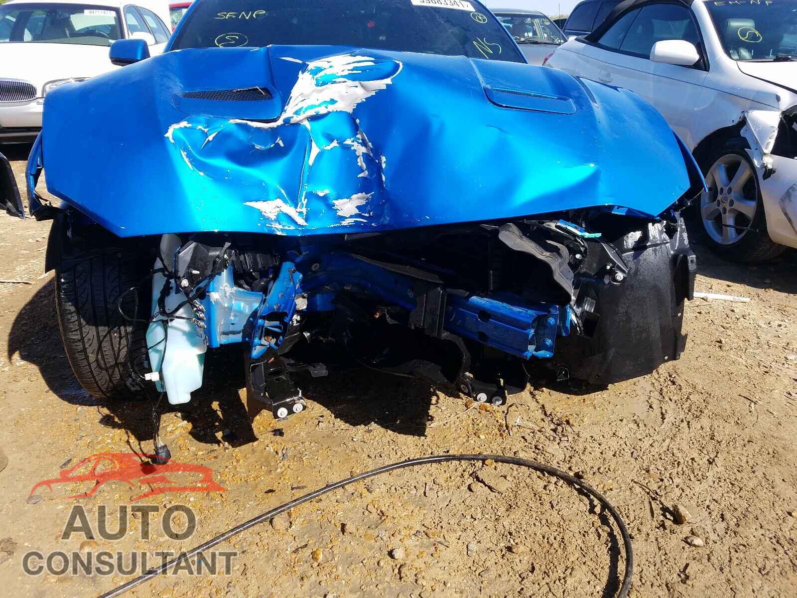 FORD MUSTANG 2019 - 1FA6P8CF5K5157975