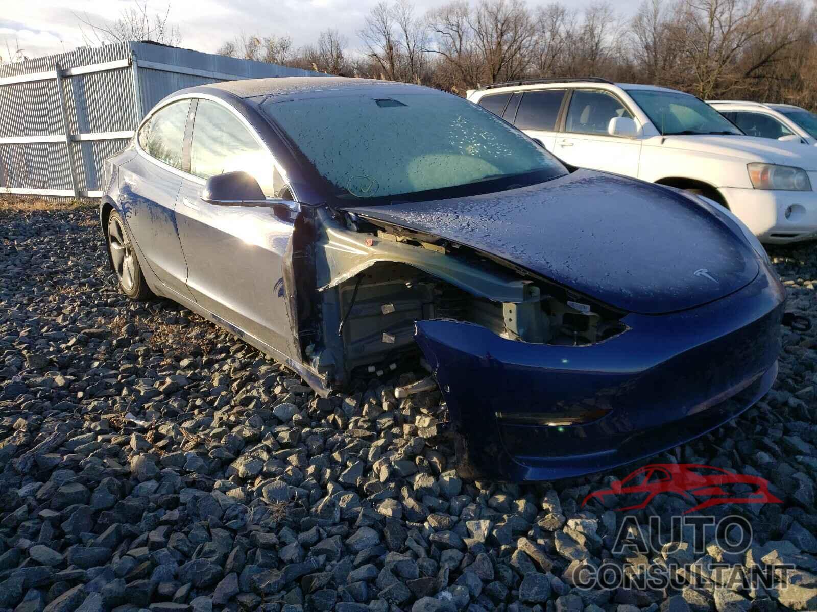 TESLA MODEL 3 2018 - 5YJ3E1EBXJF064449