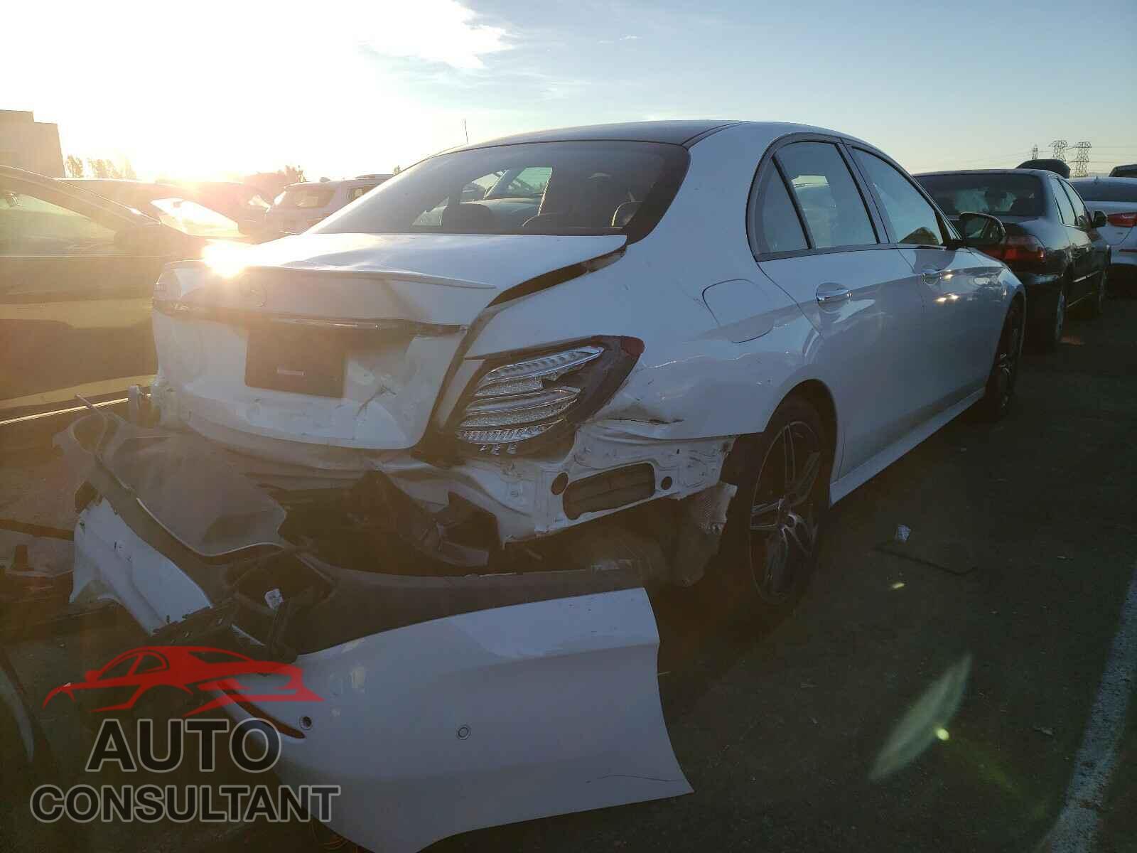 MERCEDES-BENZ E CLASS 2019 - WDDZF4JB5KA552836