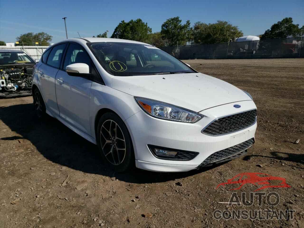 FORD FOCUS 2016 - 1FADP3K28GL347619