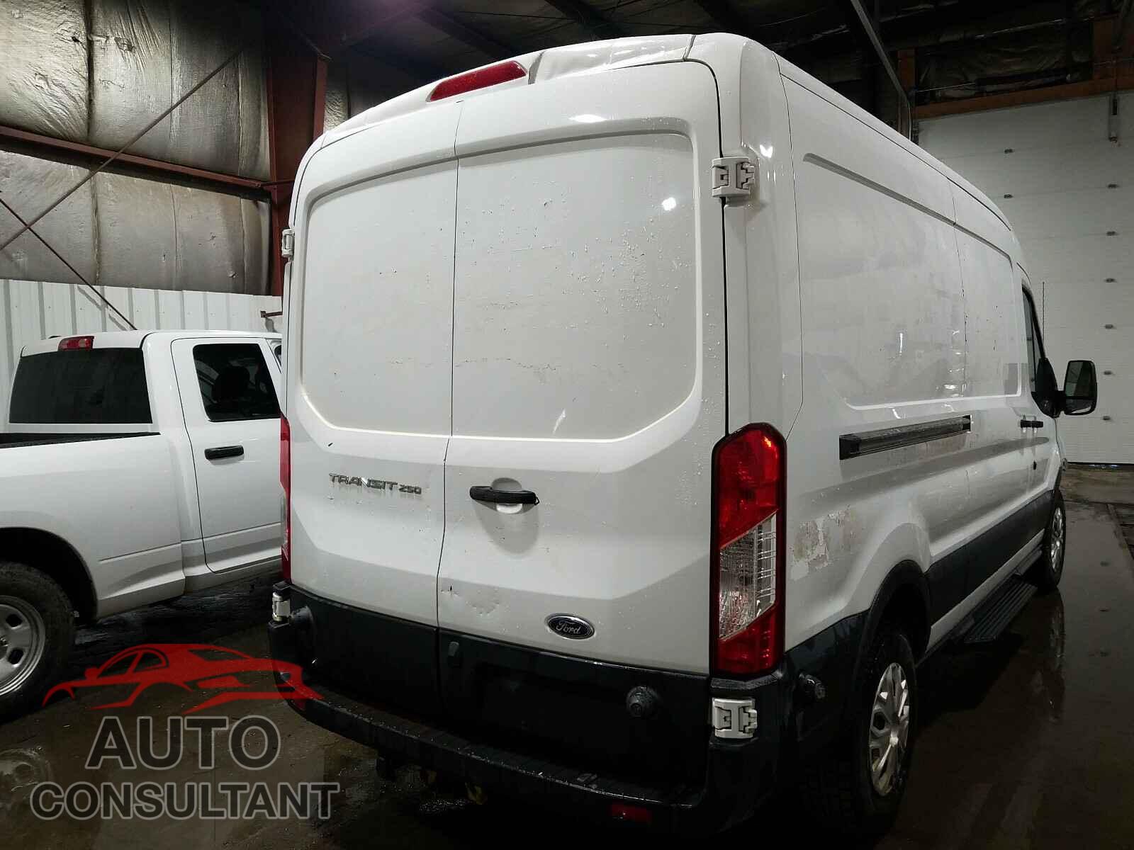 FORD TRANSIT CO 2016 - 1FTYR2CM8GKB06083