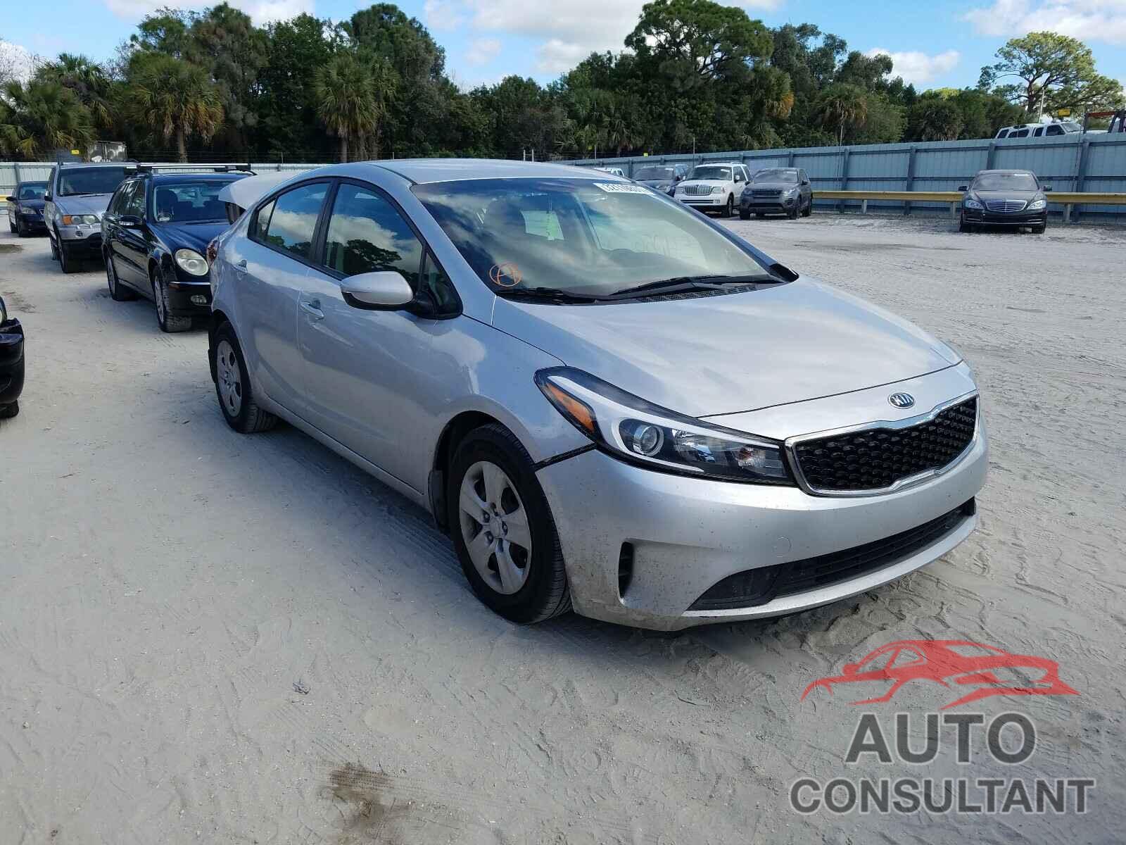 KIA FORTE 2018 - 3KPFK4A71JE234437