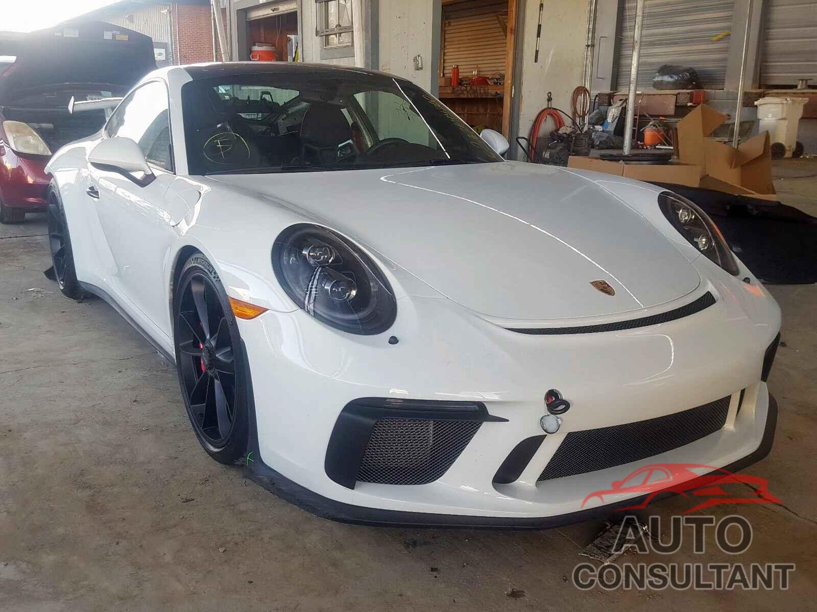 PORSCHE 911 2018 - JTMA1RFV3MD077341