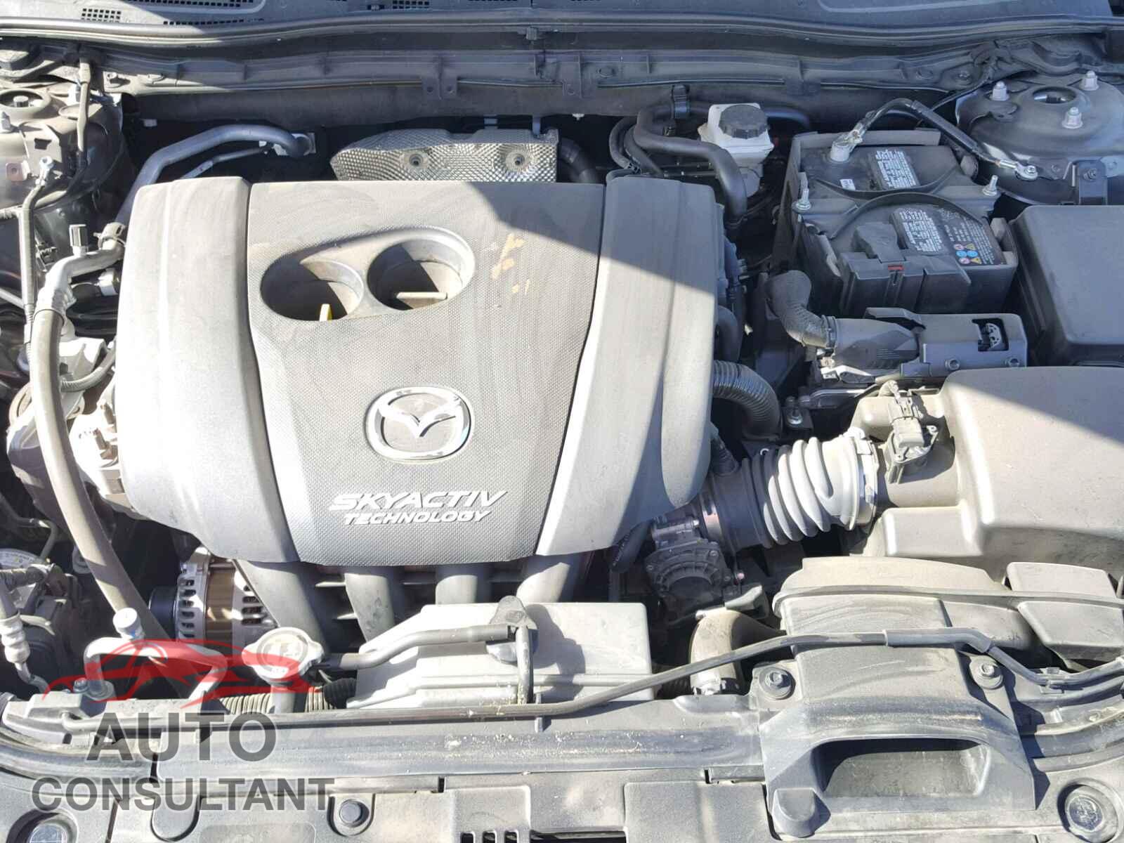 MAZDA 3 2017 - 3MZBN1K71HM153308