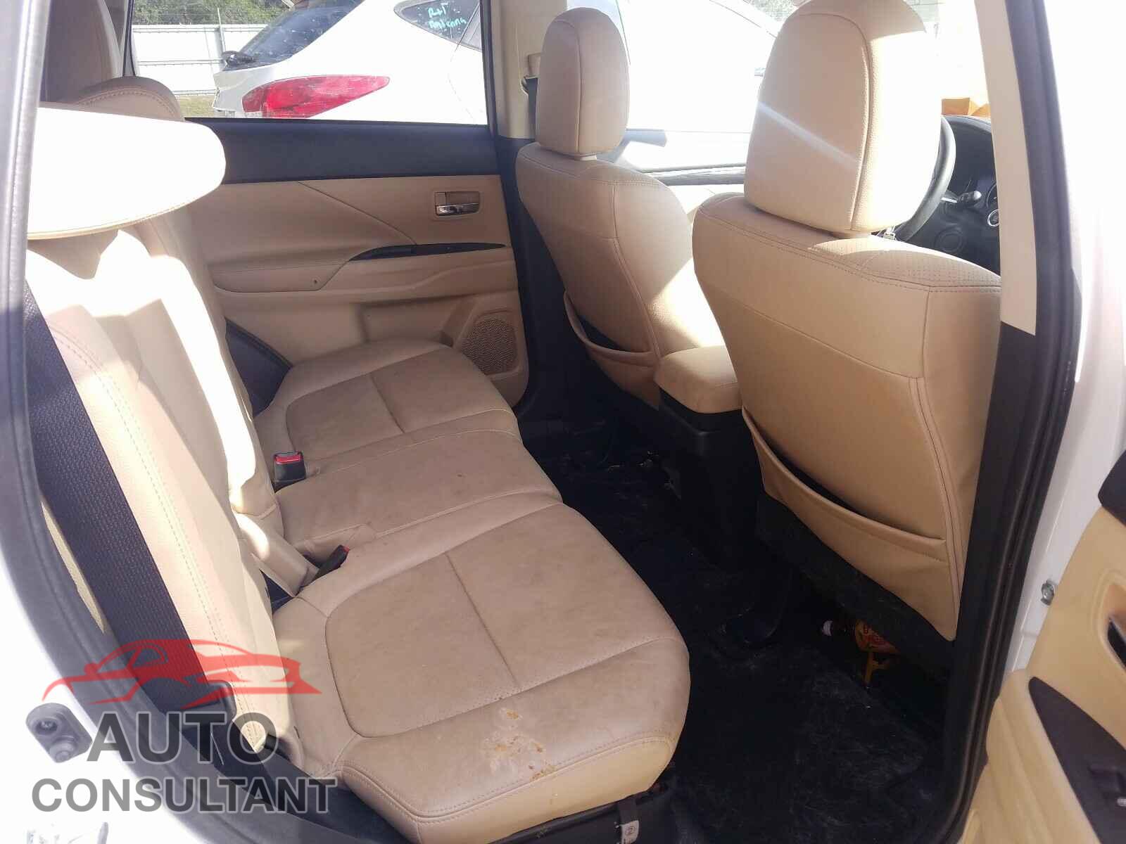 MITSUBISHI OUTLANDER 2017 - JA4AD3A33HZ067180