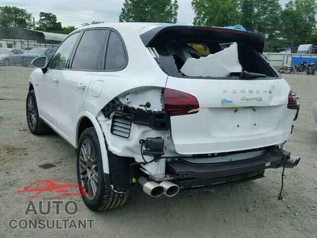 PORSCHE CAYENNE 2017 - WP1AE2A25HLA73553