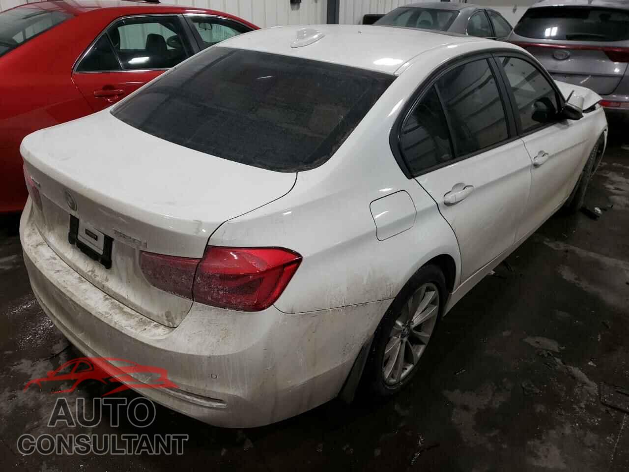BMW 3 SERIES 2017 - WBA8A3C5XHK691396