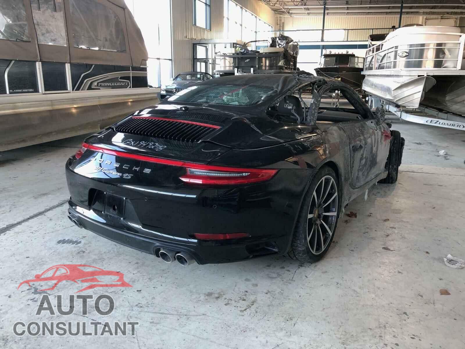 PORSCHE 911 2018 - WP0CB2A94JS147315
