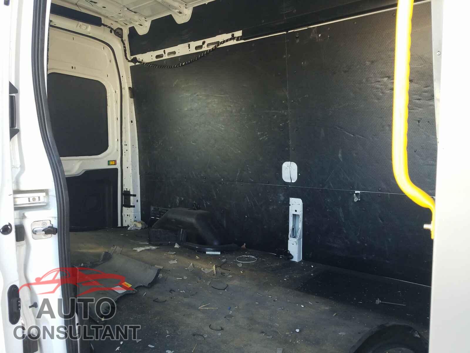 FORD TRANSIT CO 2019 - 1FTYR2XM2KKA18312