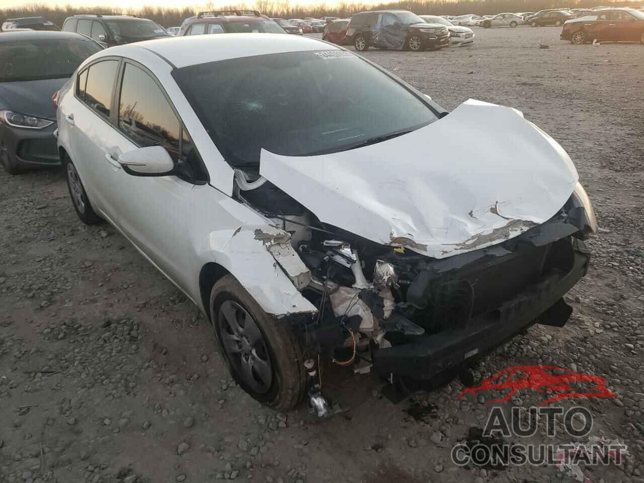 KIA FORTE 2016 - KNAFX4A67G5554100