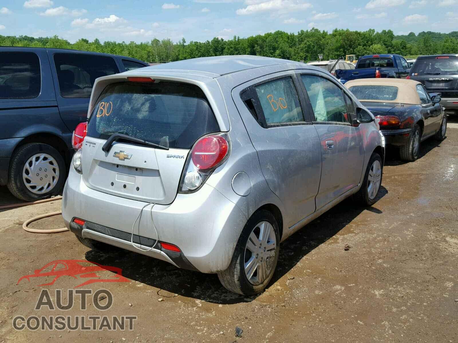 CHEVROLET SPARK 2015 - KL8CD6S94FC761484