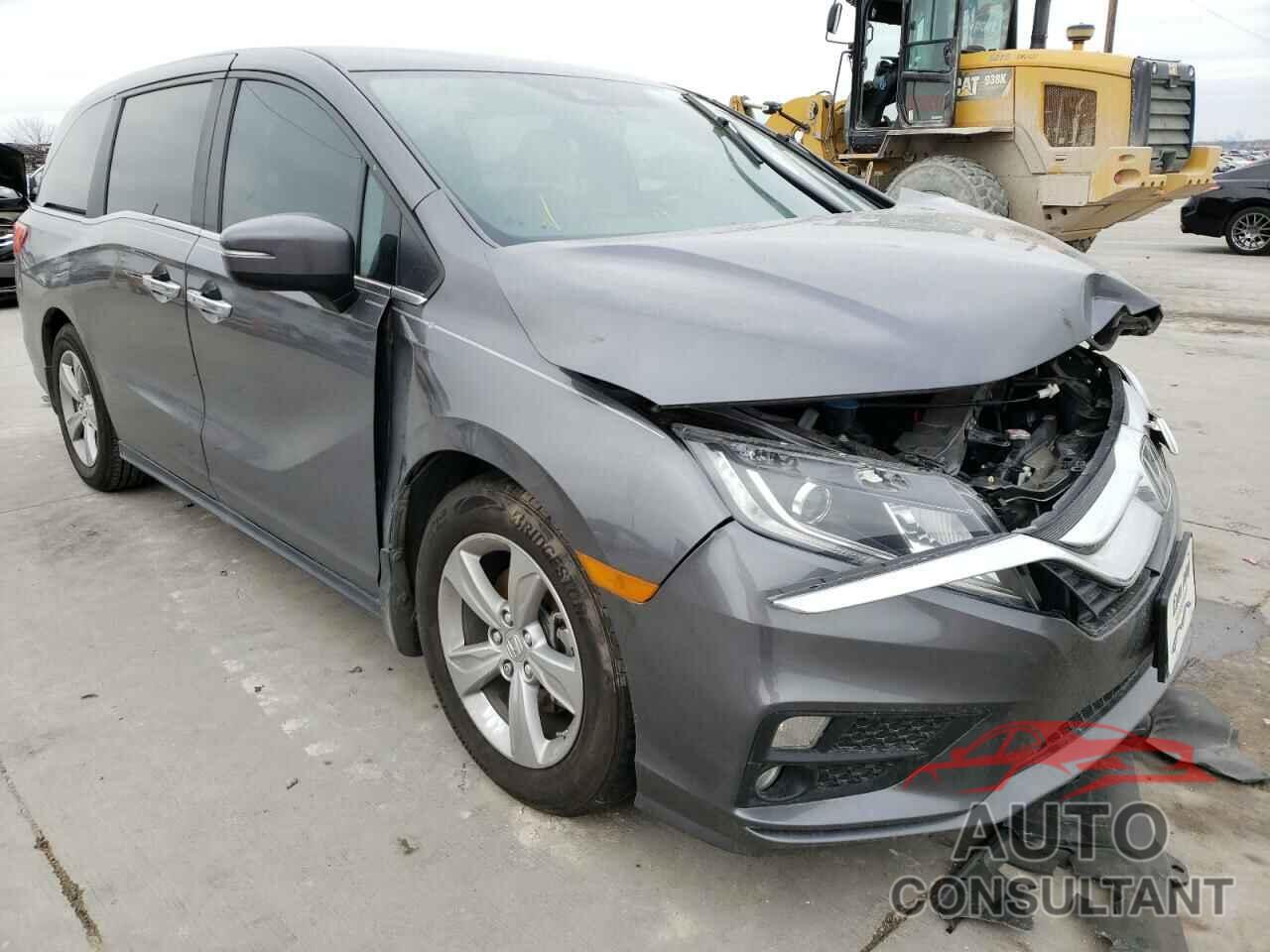 HONDA ODYSSEY 2018 - 5FNRL6H56JB096379