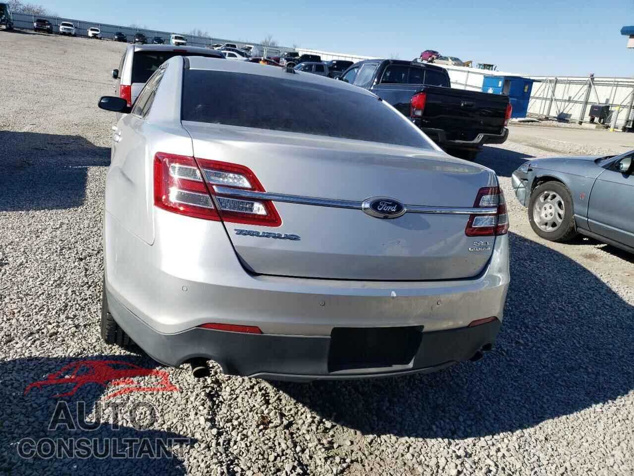 FORD TAURUS 2015 - 1FAHP2E80FG121660
