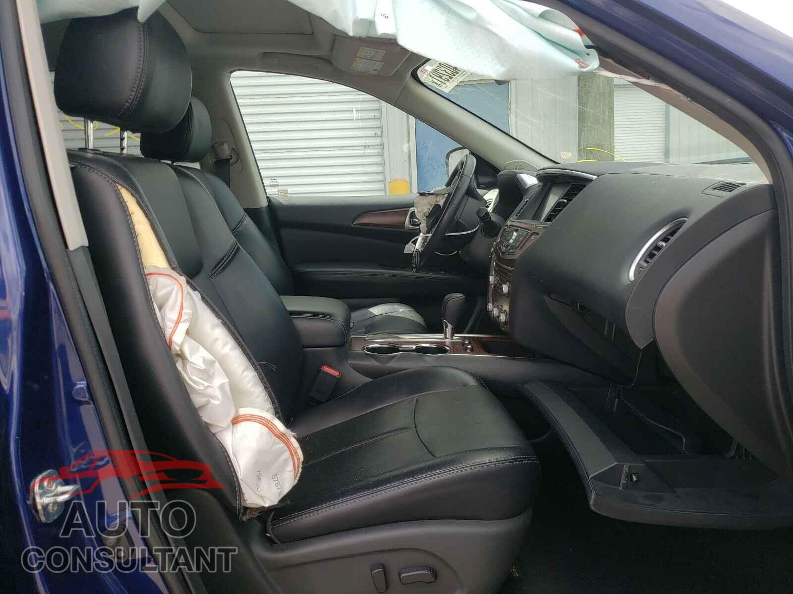 NISSAN PATHFINDER 2017 - 5N1DR2MN3HC687084