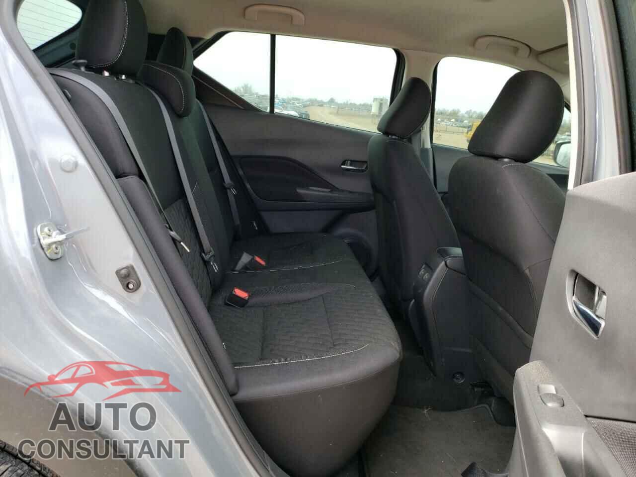 NISSAN KICKS 2021 - 3N1CP5CV2ML508043