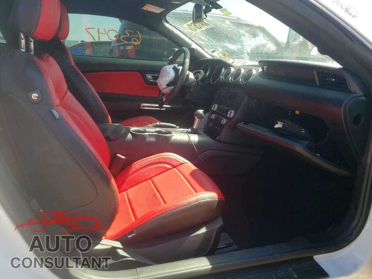 FORD MUSTANG 2020 - 1FA6P8TH5L5100498