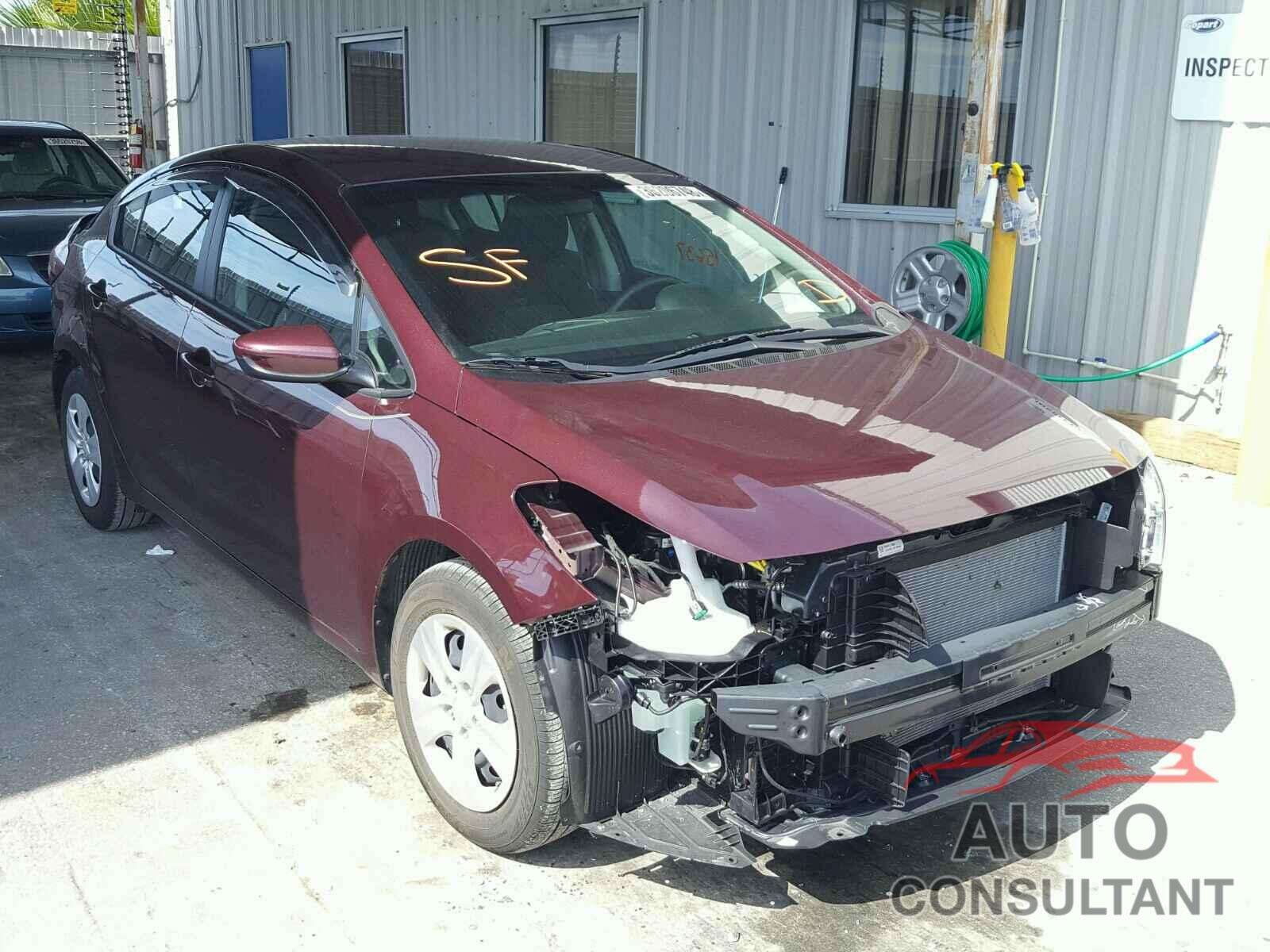 KIA FORTE 2017 - 3KPFK4A77HE024984