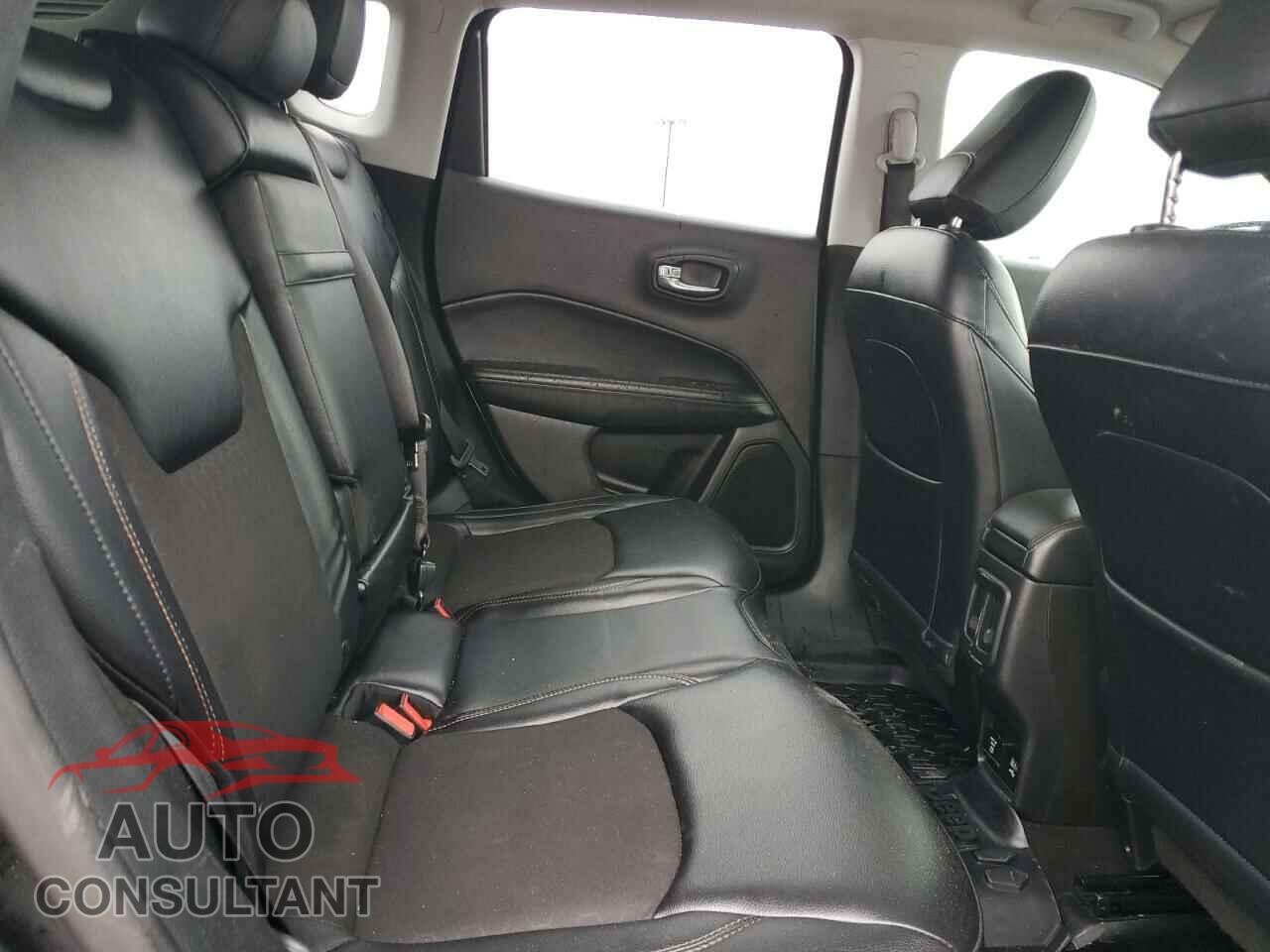 JEEP COMPASS 2017 - 3C4NJCBB5HT605732
