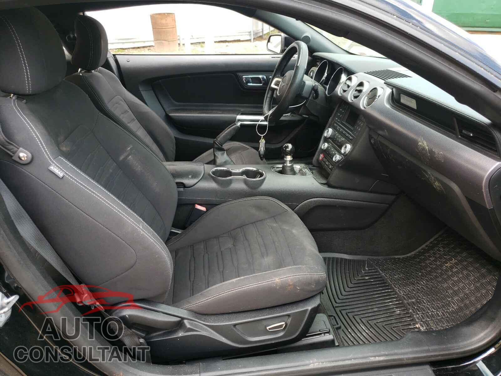 FORD MUSTANG 2017 - 1FA6P8CF0H5212244