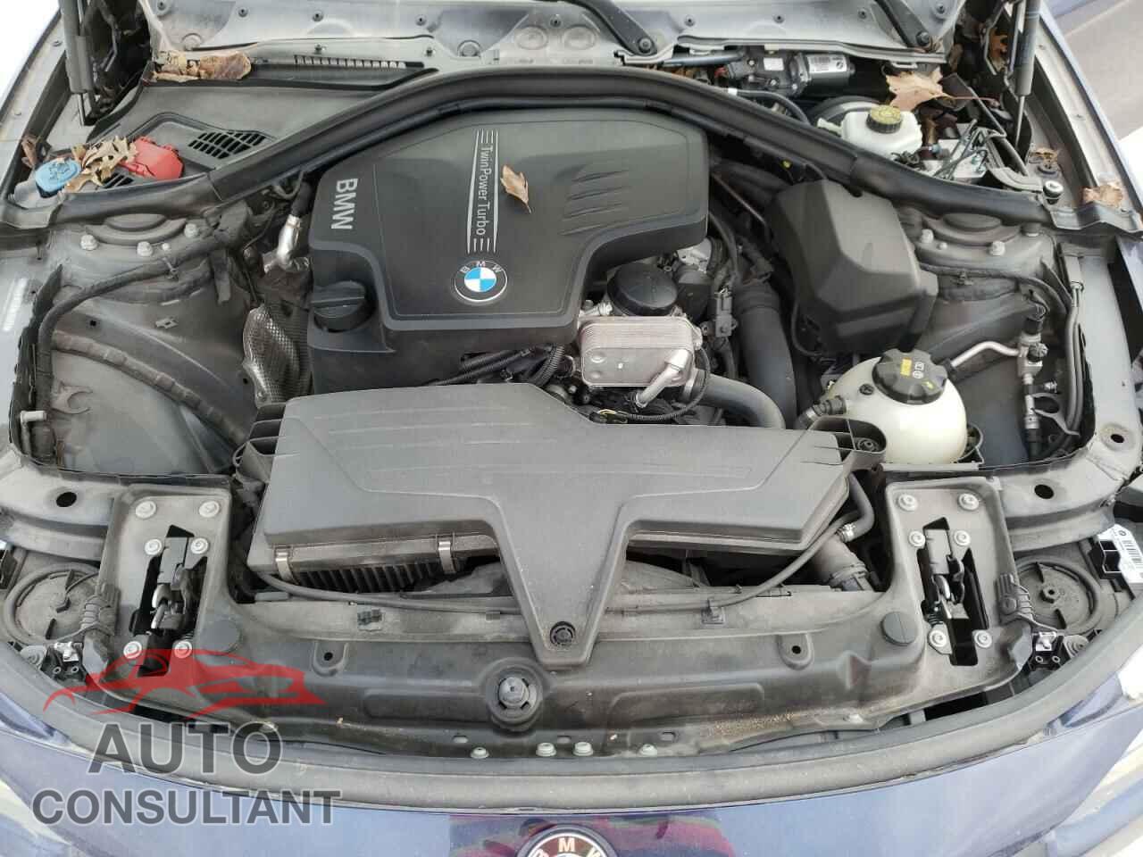 BMW 3 SERIES 2016 - WBA8E1G52GNU12247