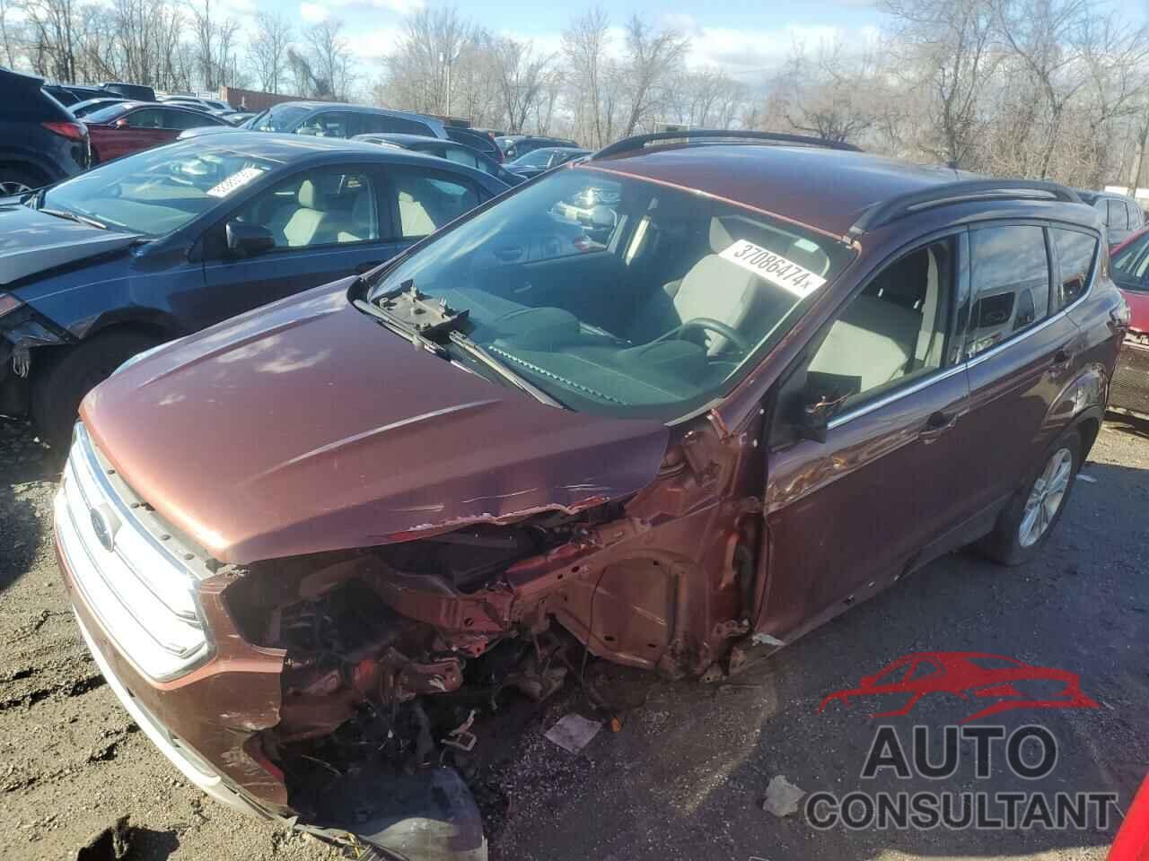 FORD ESCAPE 2018 - 1FMCU0GDXJUA07411