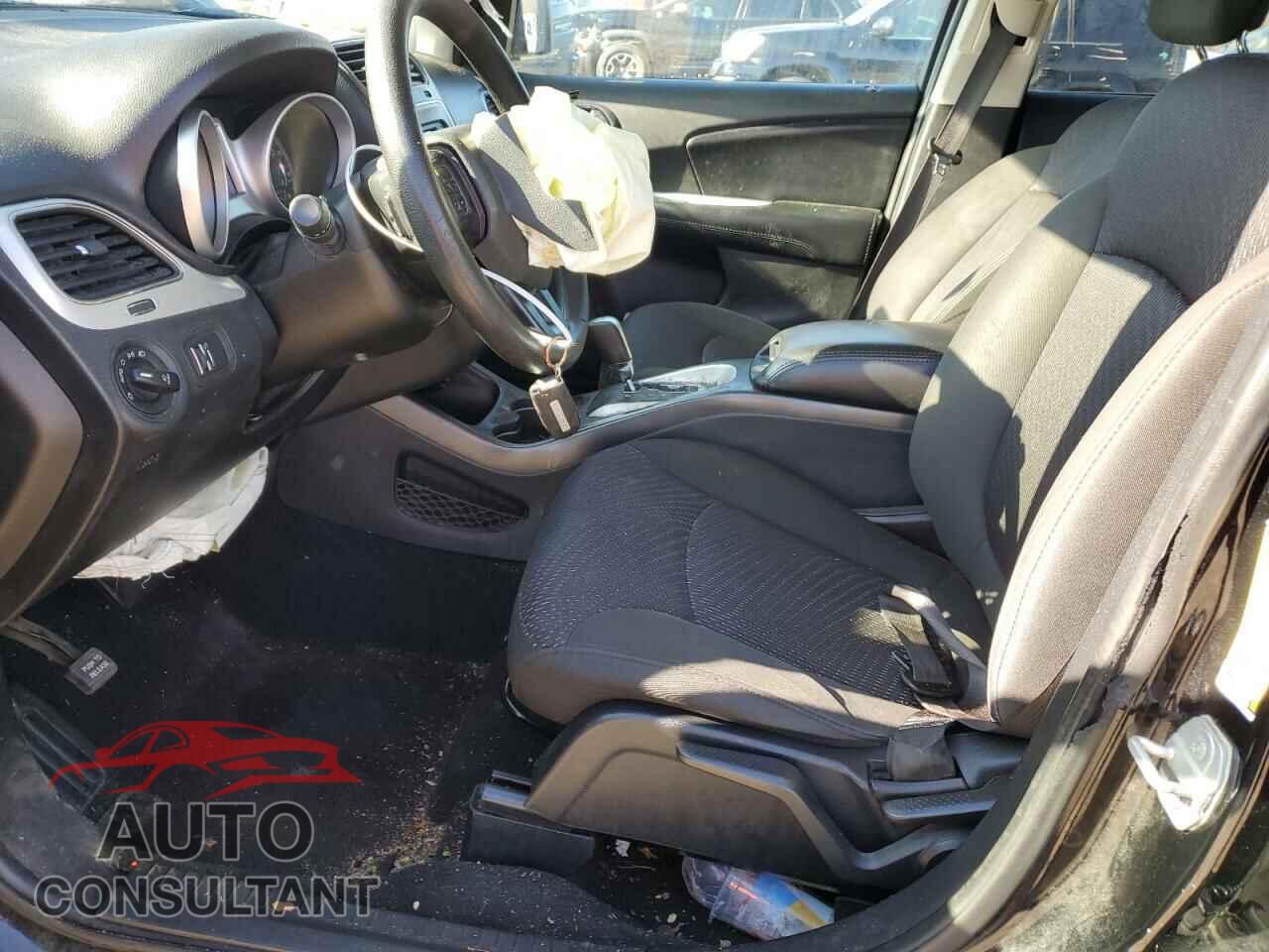 DODGE JOURNEY 2019 - 3C4PDCBB1KT779143
