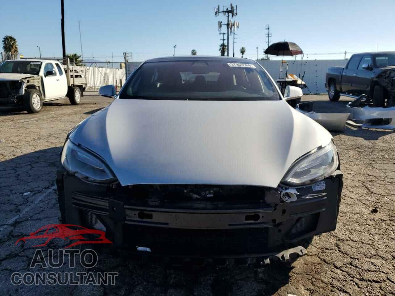 TESLA MODEL S 2016 - 5YJSA1E18GF170518